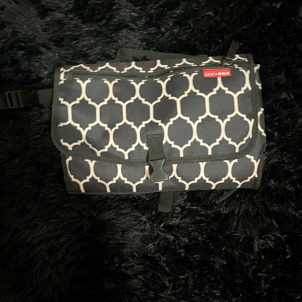 Skip Hop portable changing pad